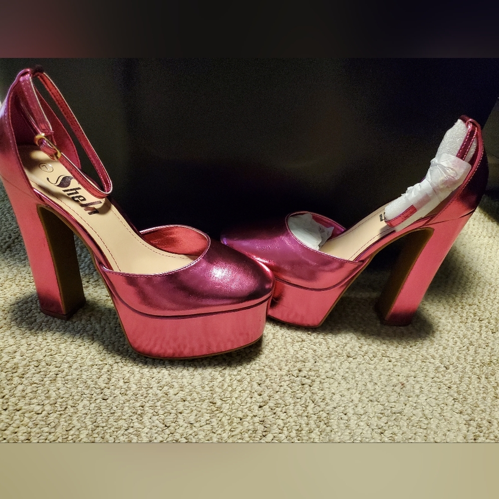 Pink platform heels